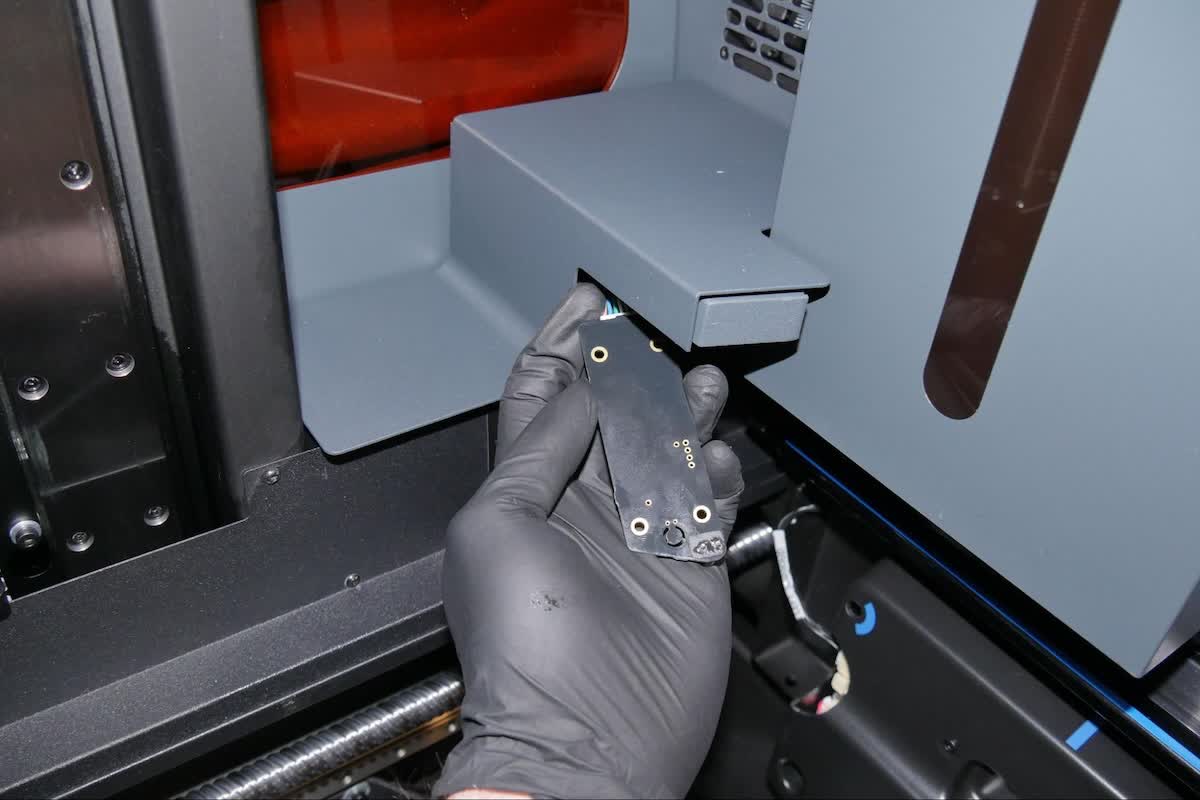 Replacing the Form 3L LevelSense board